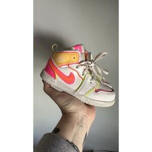 toddler jordans size 8c Neon